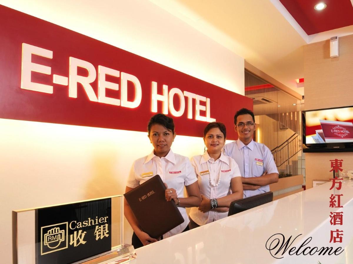 Ernes Hotel Perai Bagian luar foto